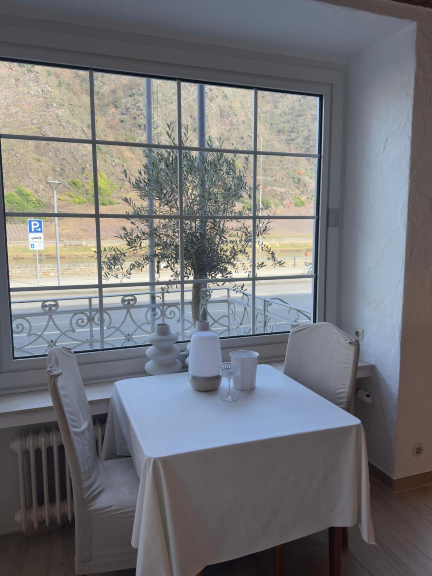 Hotel "Zur Schoenen Aussicht" Cochem Exterior foto